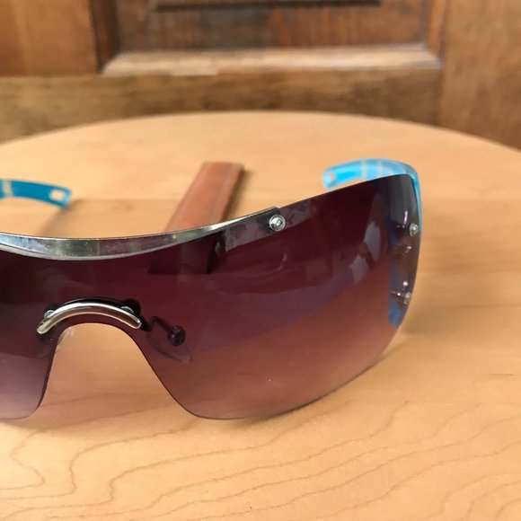 FINAL PRICE - D&D Full Frame Wrap-Around Sunglasses w/Blue Logo Arms #7 - Picture 3 of 9
